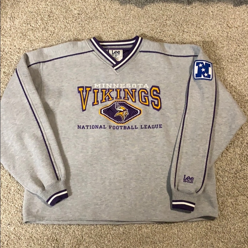 NFL V-Neck Vikings Sweater